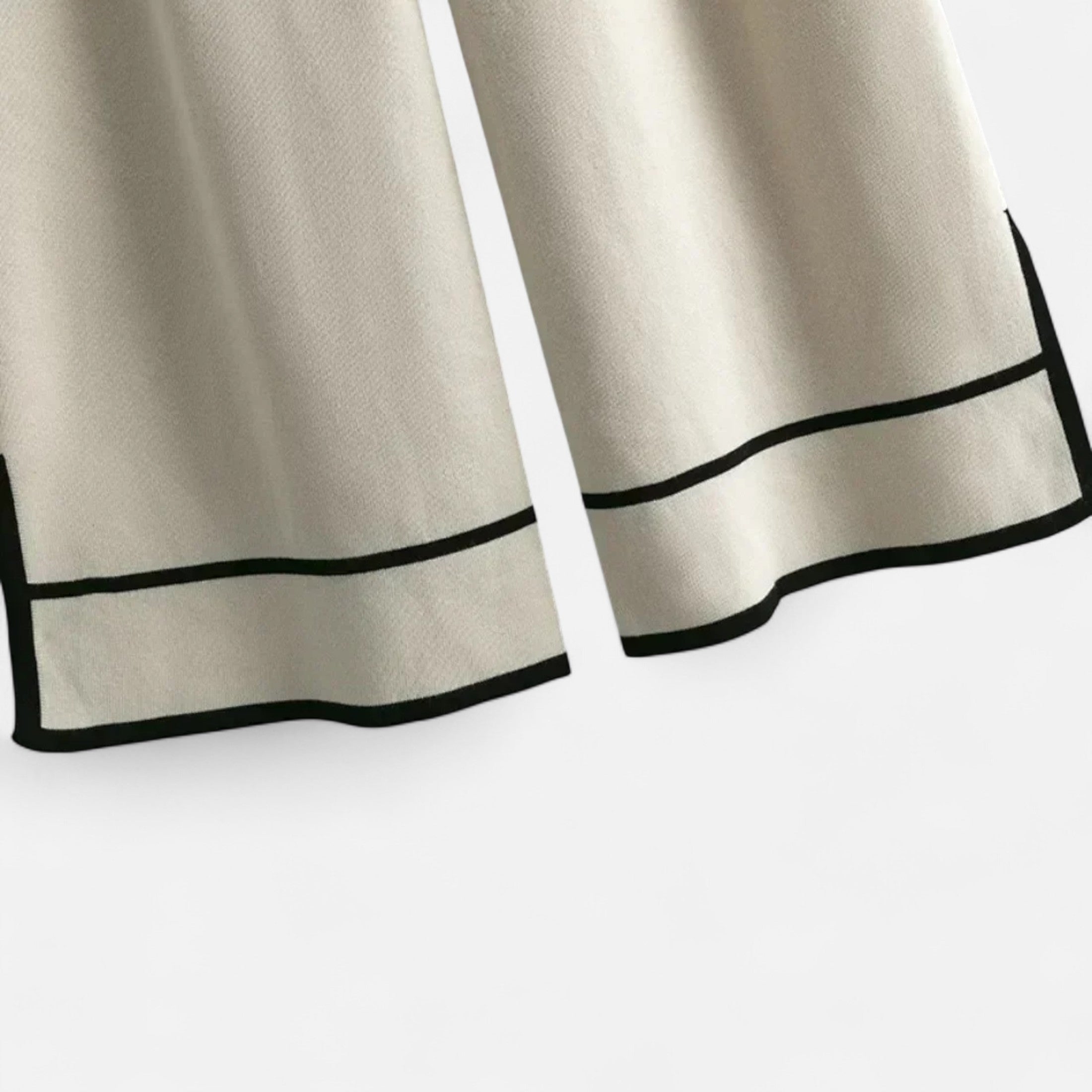 Anne & Mari | Naiste Kootud Kaheosaline Komplekt – Hästi Liikuv Talvine Elegants