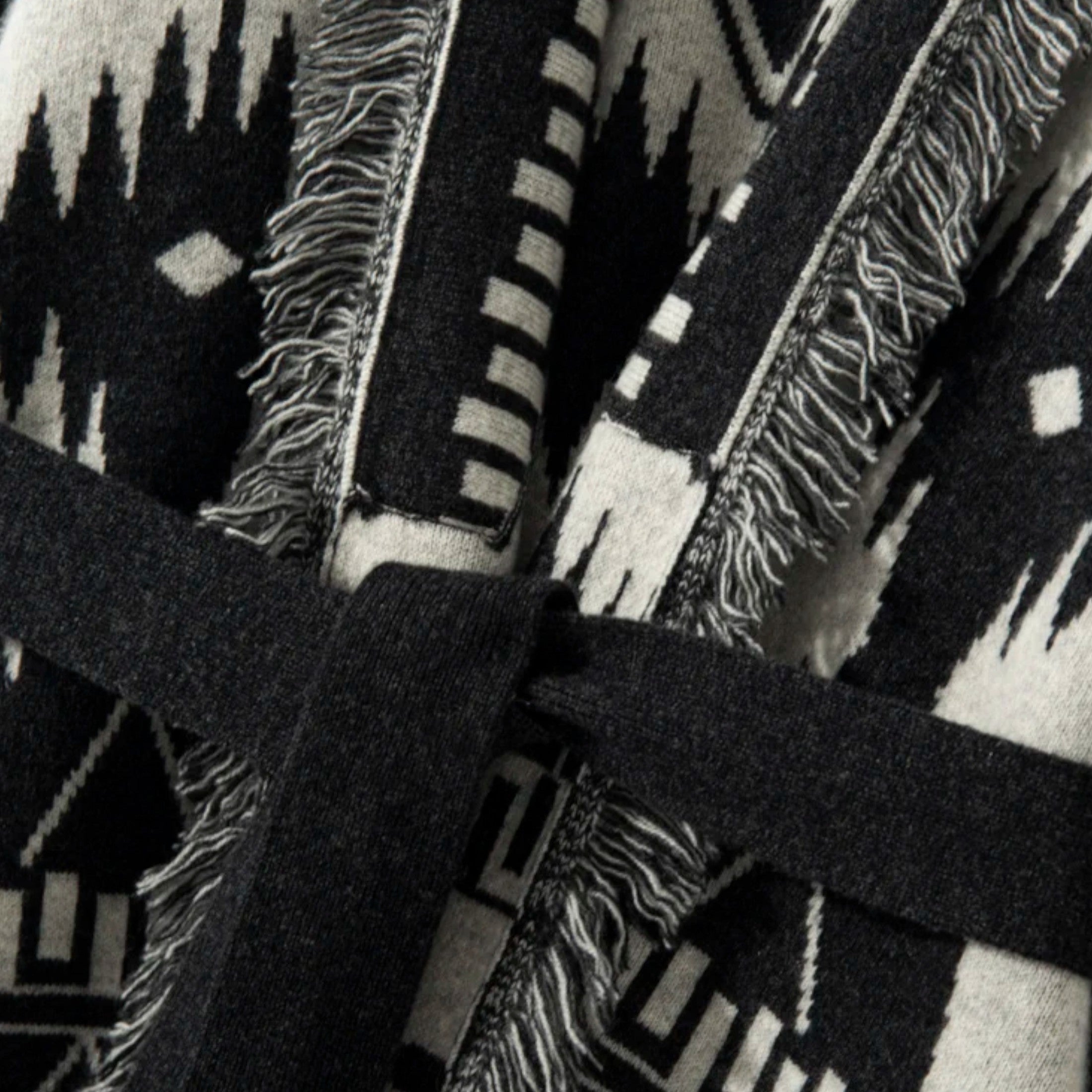 Anne & Mari | Naiste 100% kašmiirist tupsuga kardigan – Vintage Jacquardi elegants