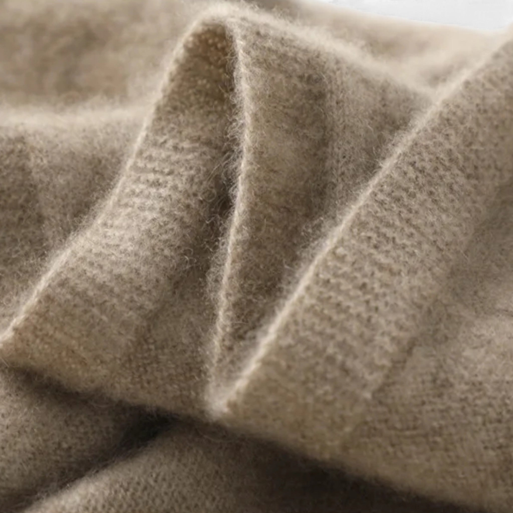 Anne &amp; Mari | Naiste Lõdva Villase Kootud V-kaelusega Kapuutsiga Särk