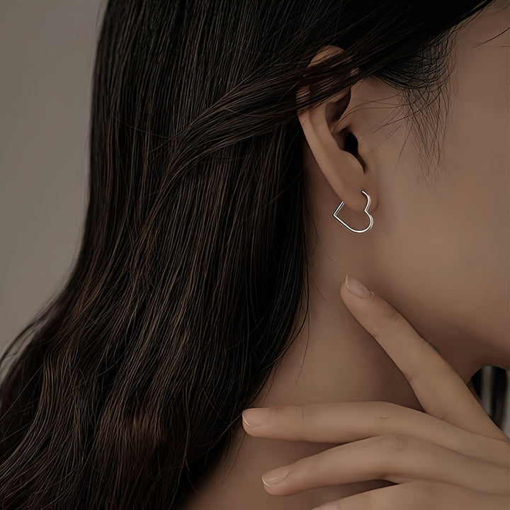 Srdcovité náušnice z nehrdzavejúcej ocele v zlate 