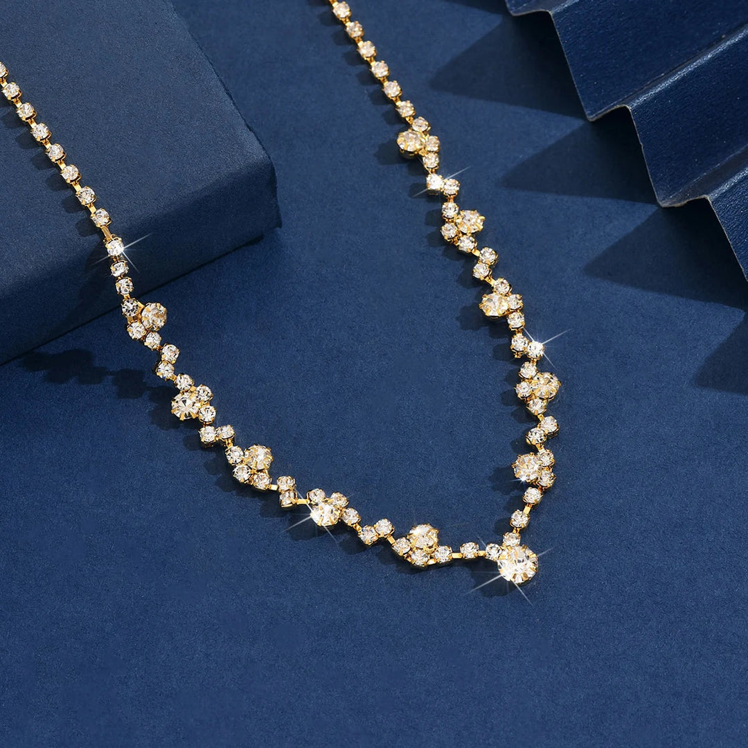 Elegantný svadobný náhrdelník s diamantmi 