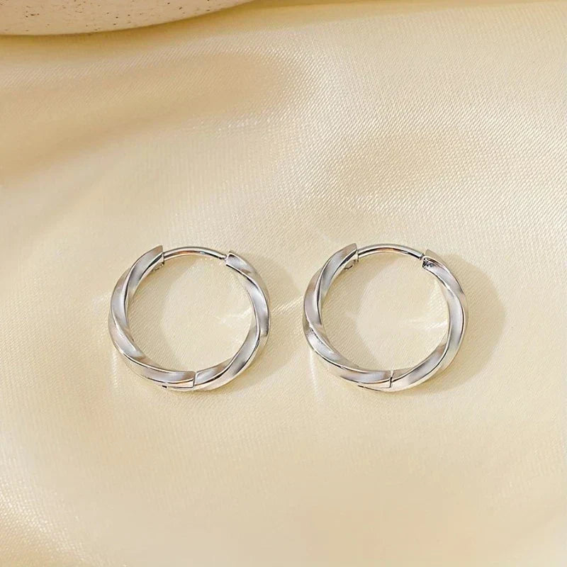 Geometrické minimalistické náušnice 