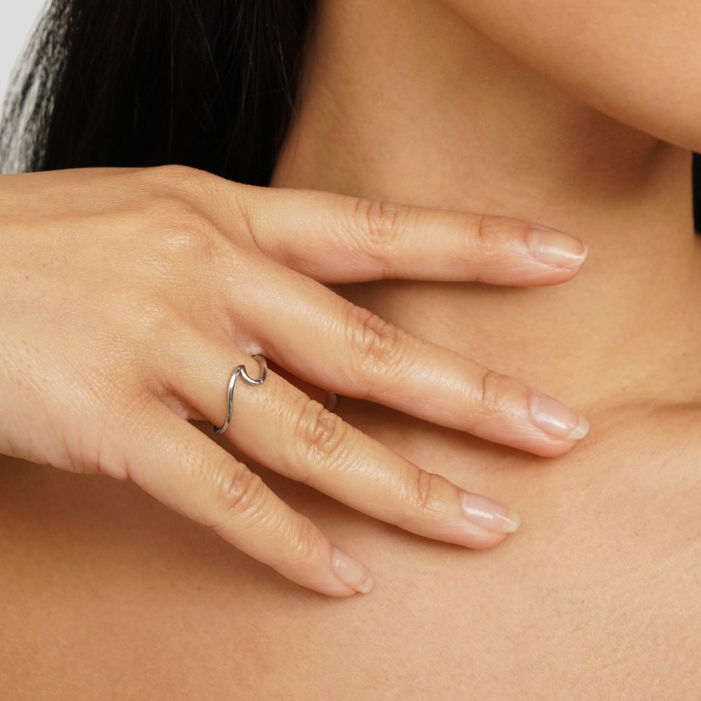 Imari Strieborný Prsteň s Vlnami 